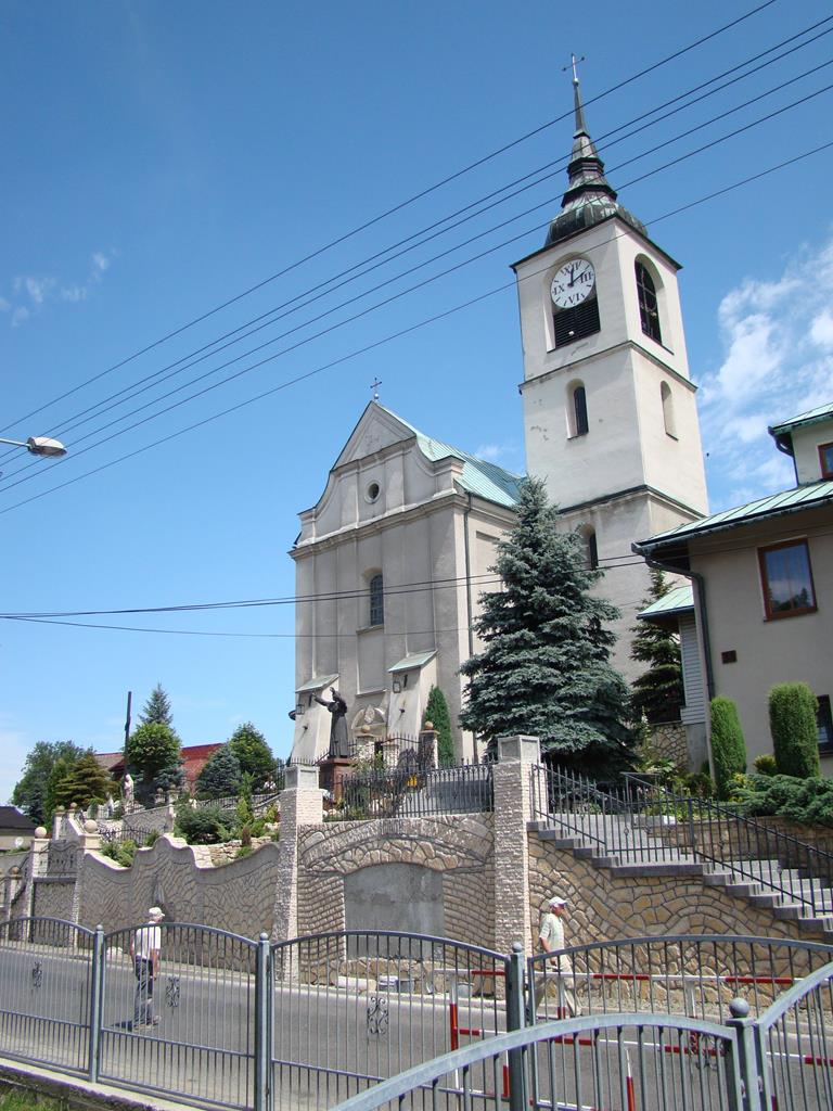 Kościół pw. Podwyższenia Krzyża Świętego w Jeleniu (stan aktualny) /Zbiory prywatne Marii Leś-Runickiej/