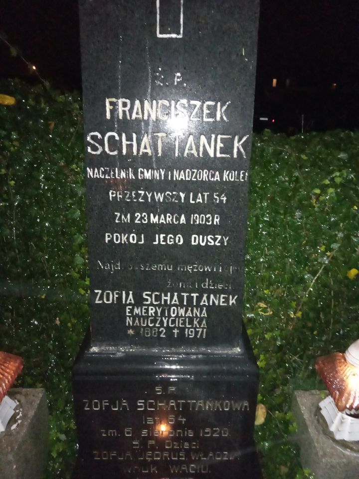 Nagrobek Franciszka Schattanka i jego żony Zofii na Cmentarzu Ciężkowickim Autor zdjęcia: Sylwia Słotwińska / Zbiory Muzeum Miasta Jaworzna