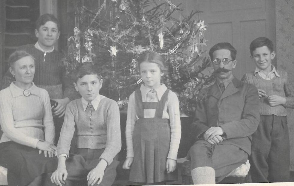 Rodzina Preglerów w czasie Świat Bożego Narodzenia w okresie Dwudziestolecia Międzywojennego / Zbiory Muzeum Miasta Jaworzna