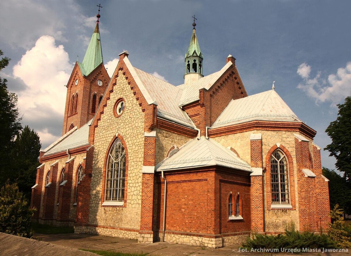 kosciol szczakowa 1p